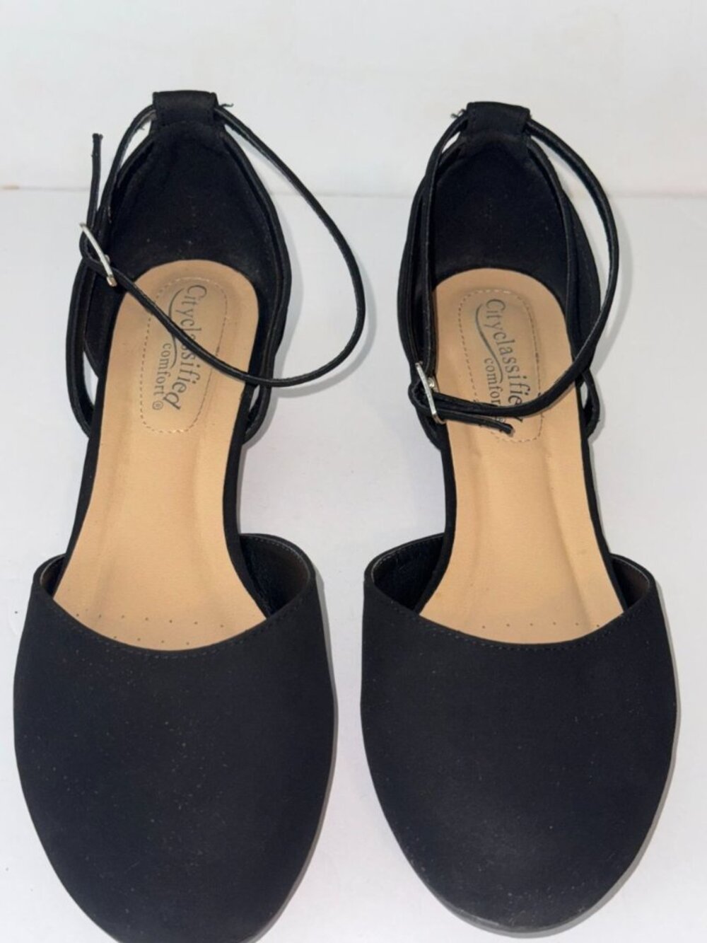 Black Suede Low Wedge Shoes w/Ankle Straps Edan Women City Classified Size 8 1/2